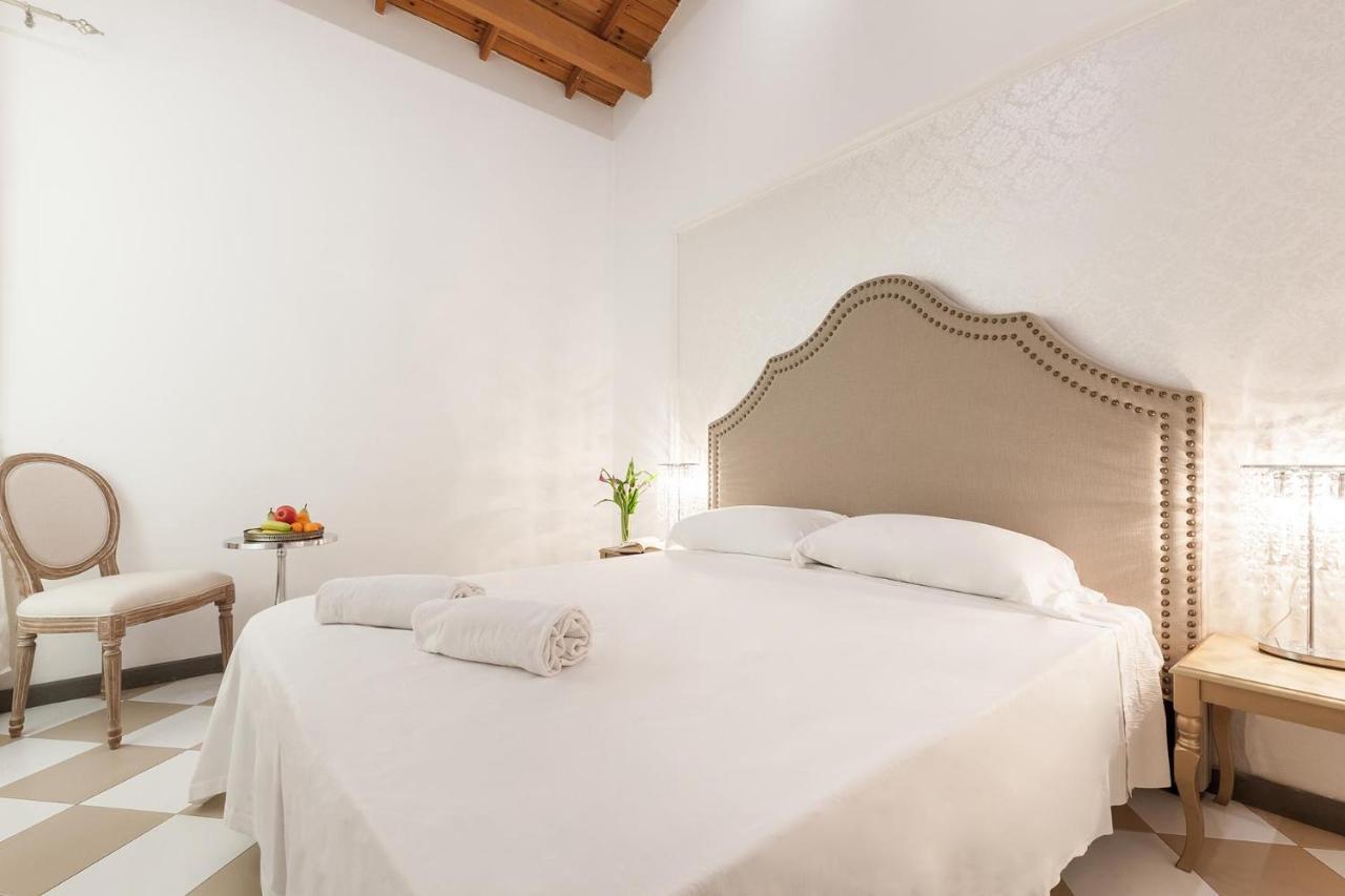 San Giacomo Rooms Cagliari Ngoại thất bức ảnh